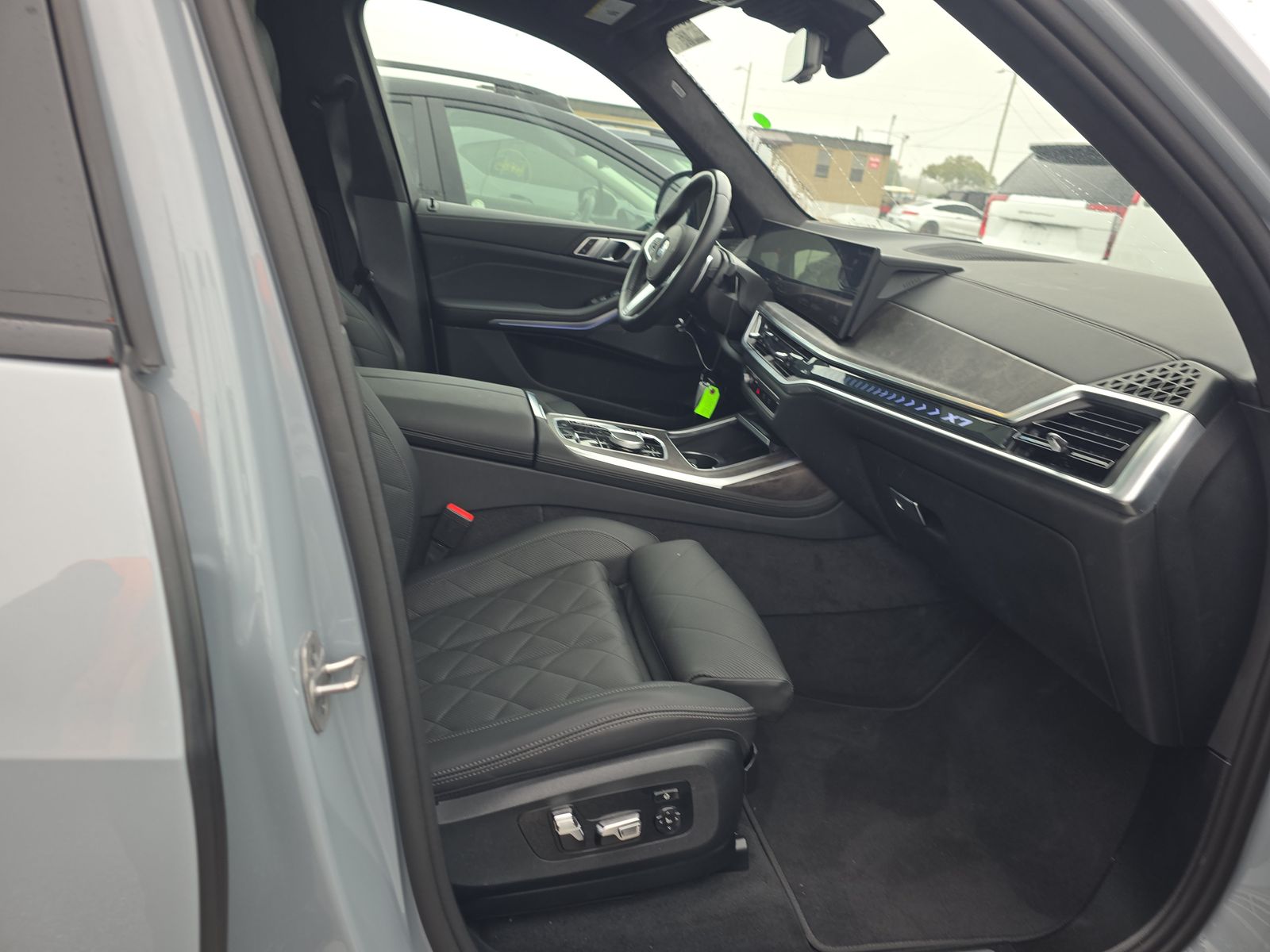 2025 BMW X7 xDrive40i AWD