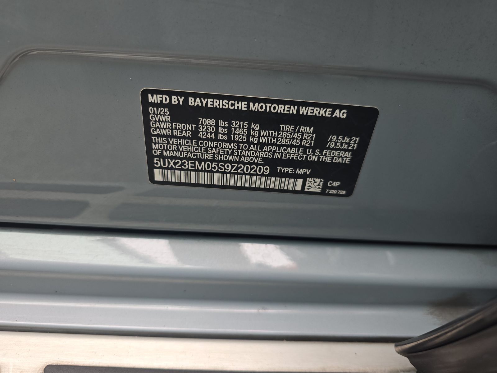 2025 BMW X7 xDrive40i AWD