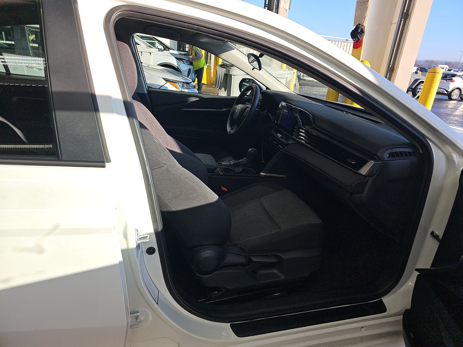 2025 Toyota Camry LE FWD