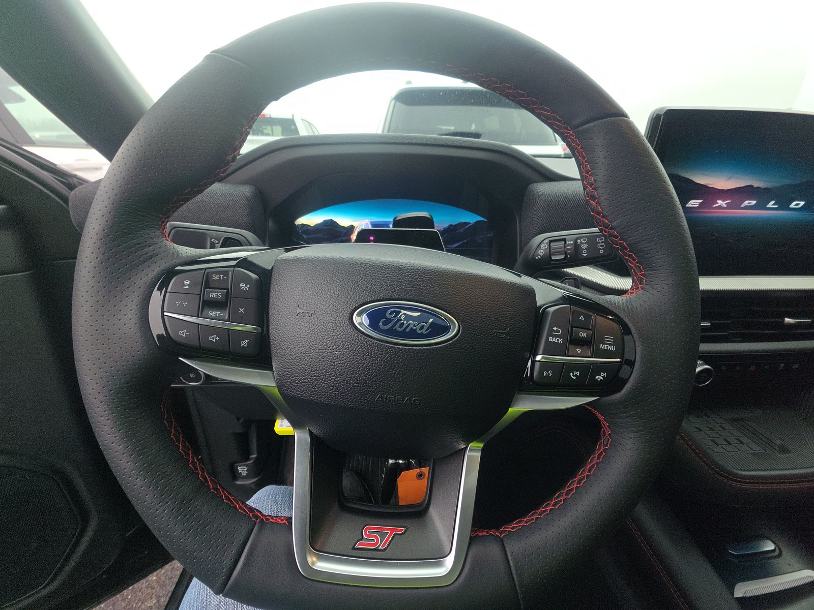 2025 Ford Explorer ST AWD