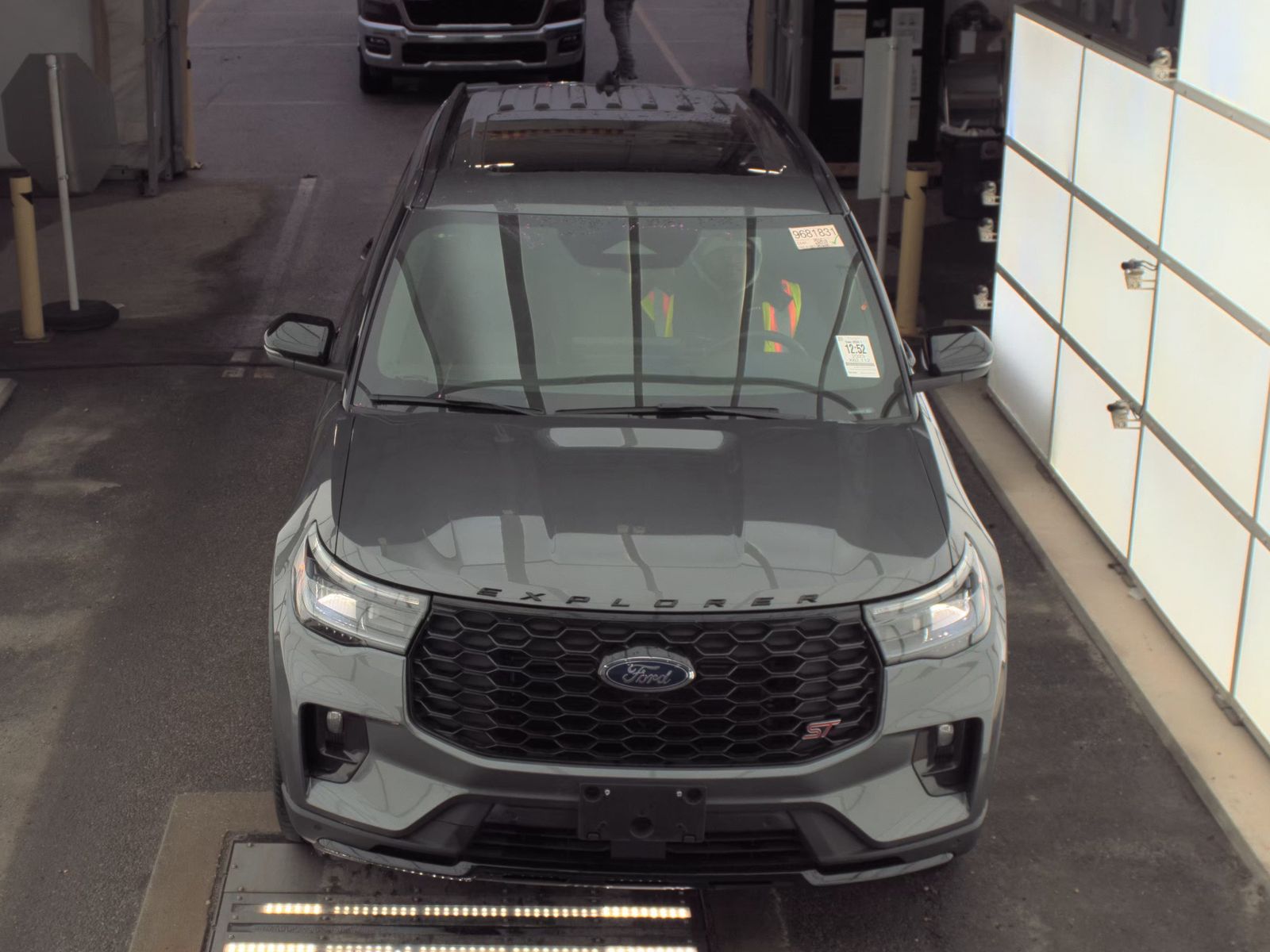 2025 Ford Explorer ST AWD