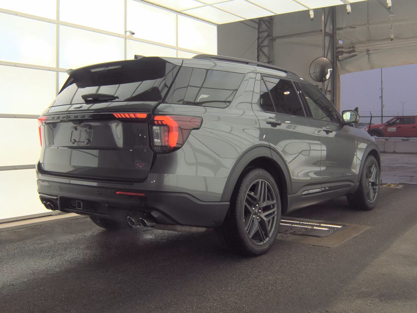 2025 Ford Explorer ST AWD