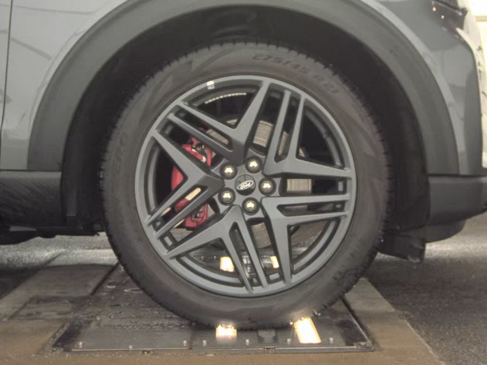 2025 Ford Explorer ST AWD