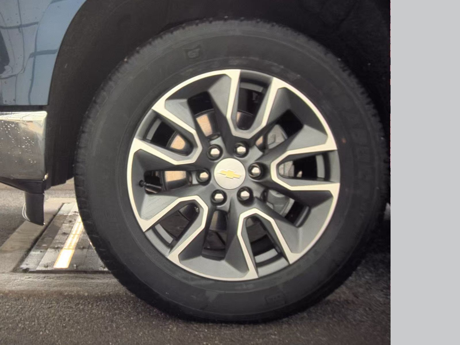 2023 Chevrolet Silverado 1500 LT AWD