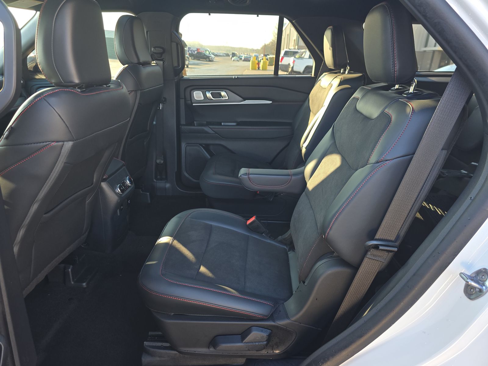 2025 Ford Explorer ST AWD