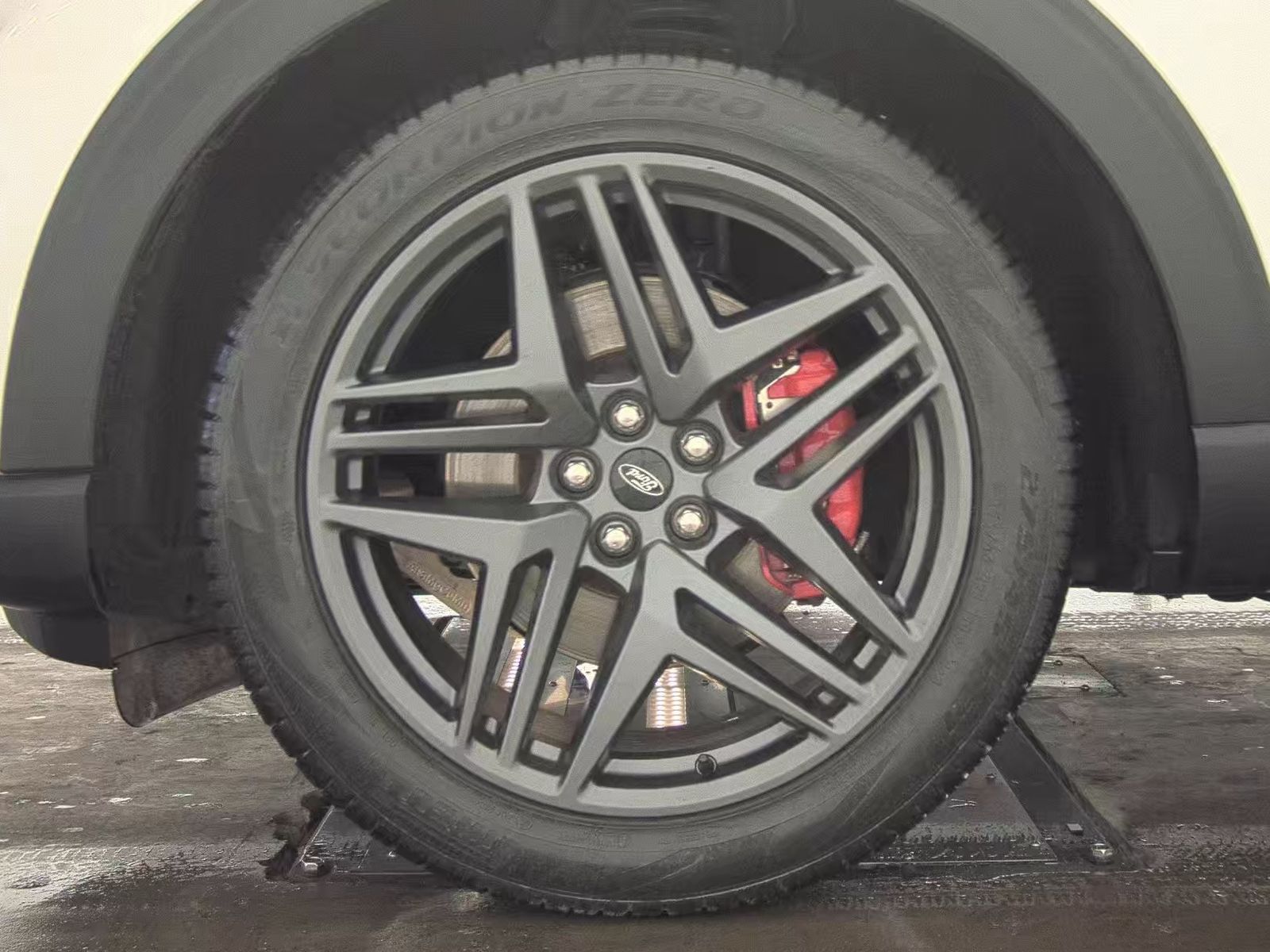 2025 Ford Explorer ST AWD