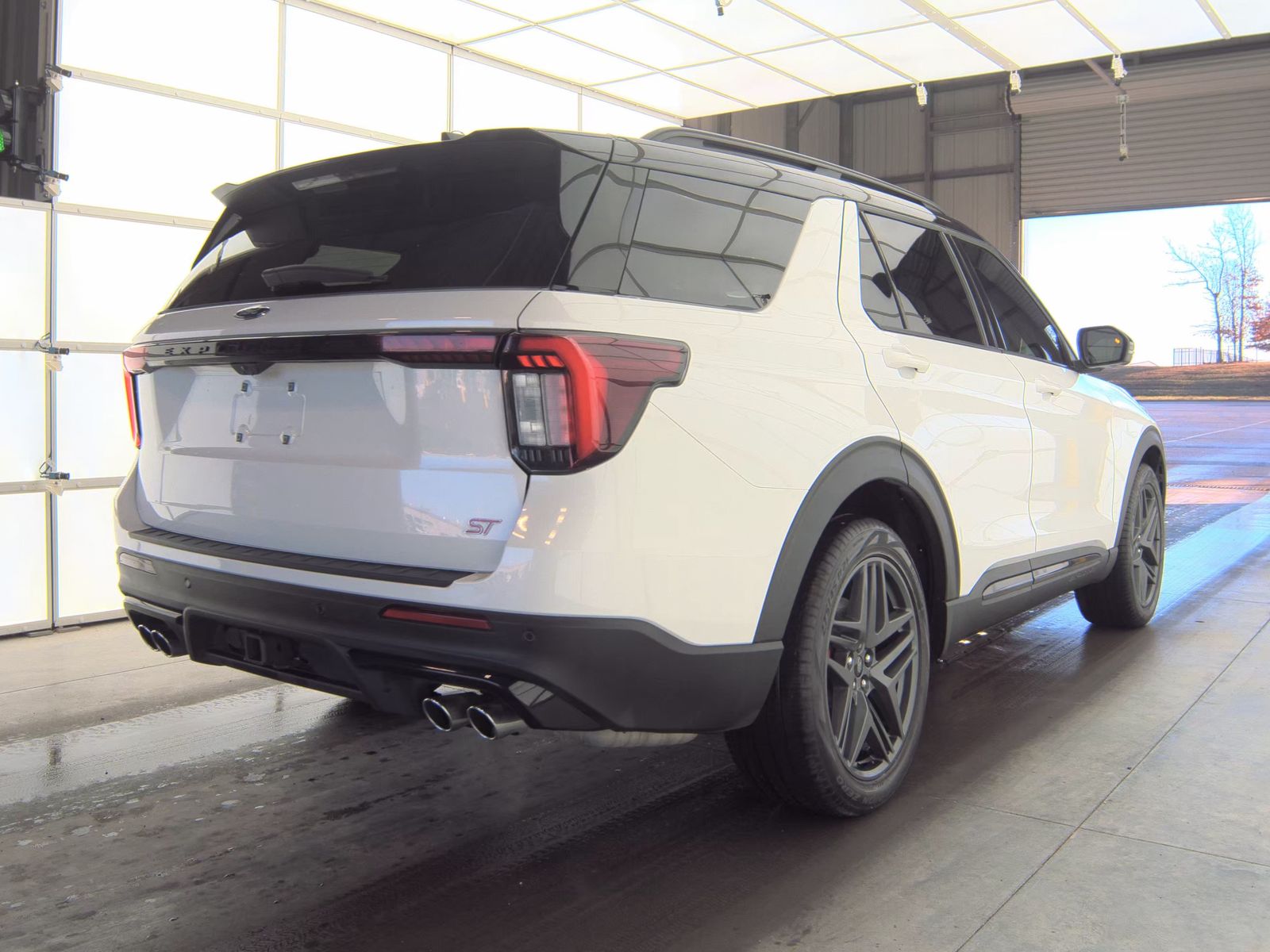 2025 Ford Explorer ST AWD