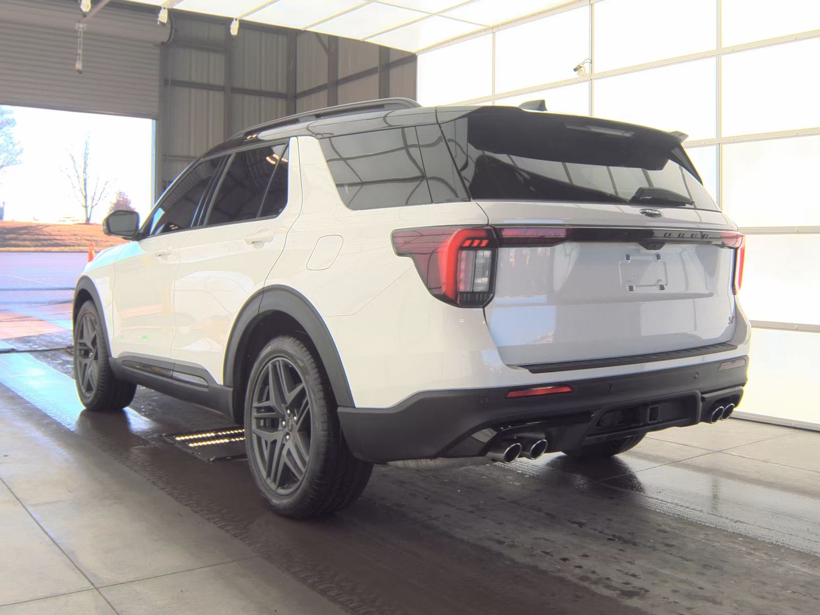 2025 Ford Explorer ST AWD