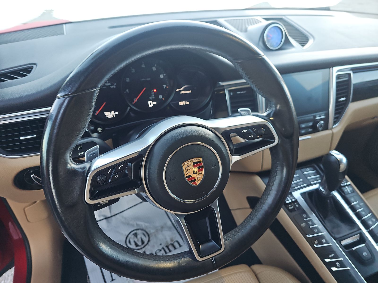 2018 Porsche Macan Base AWD