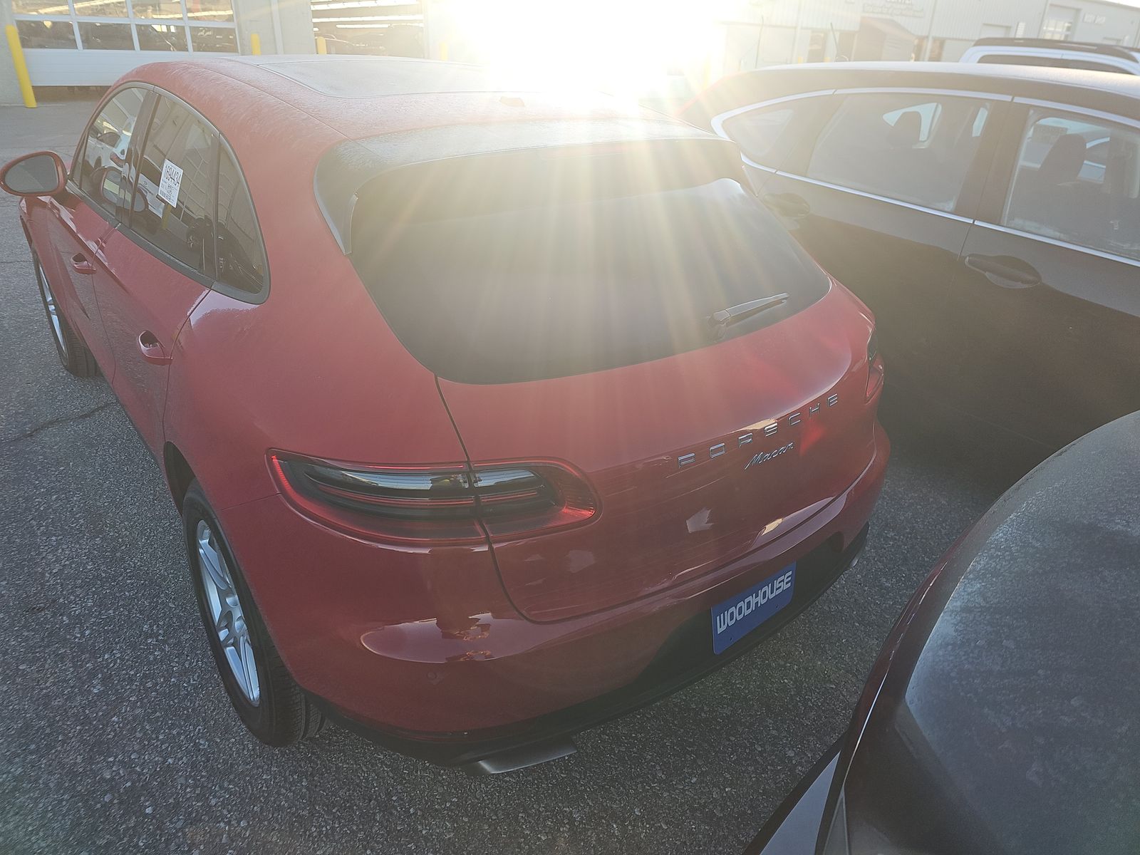 2018 Porsche Macan Base AWD