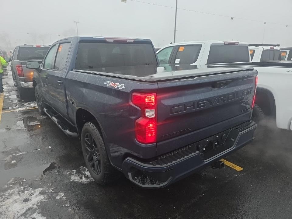 2023 Chevrolet Silverado 1500 Custom AWD