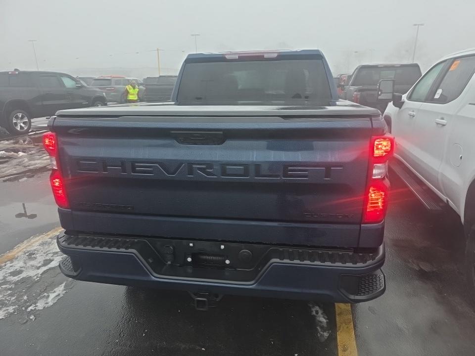 2023 Chevrolet Silverado 1500 Custom AWD
