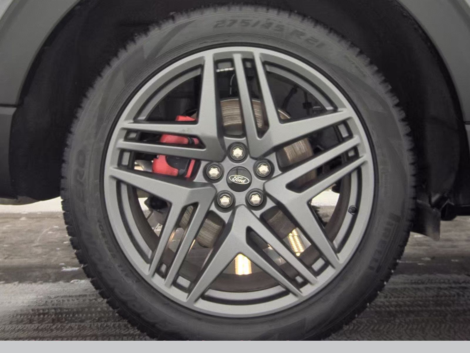 2025 Ford Explorer ST-Line AWD