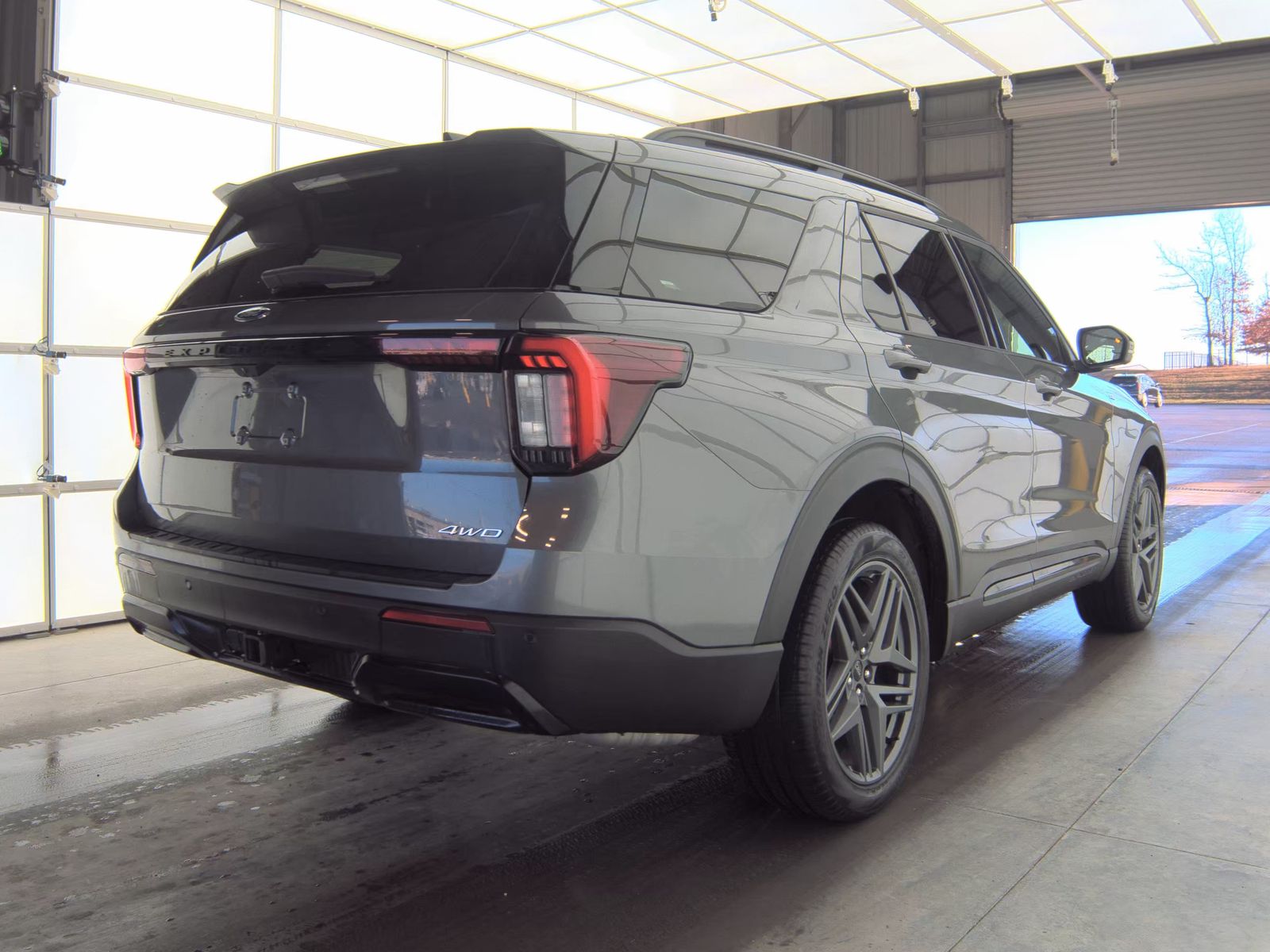2025 Ford Explorer ST-Line AWD