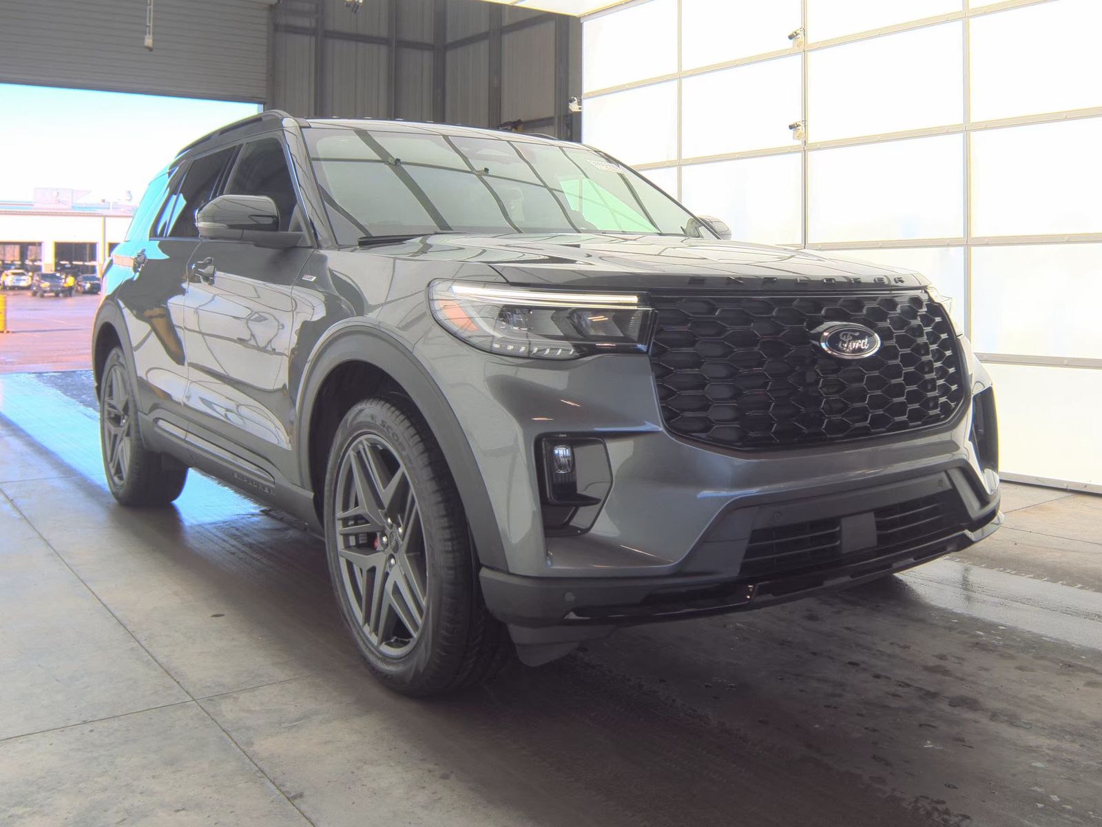 2025 Ford Explorer ST-Line AWD