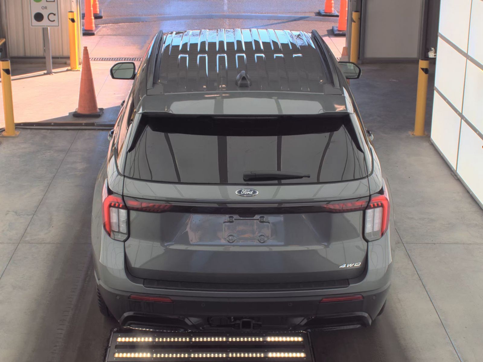 2025 Ford Explorer ST-Line AWD