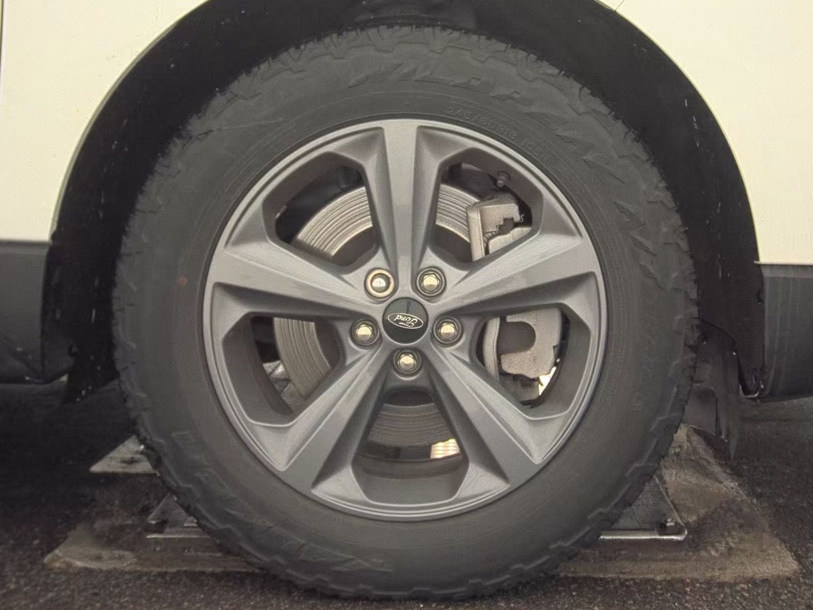 2023 Ford Edge SEL AWD