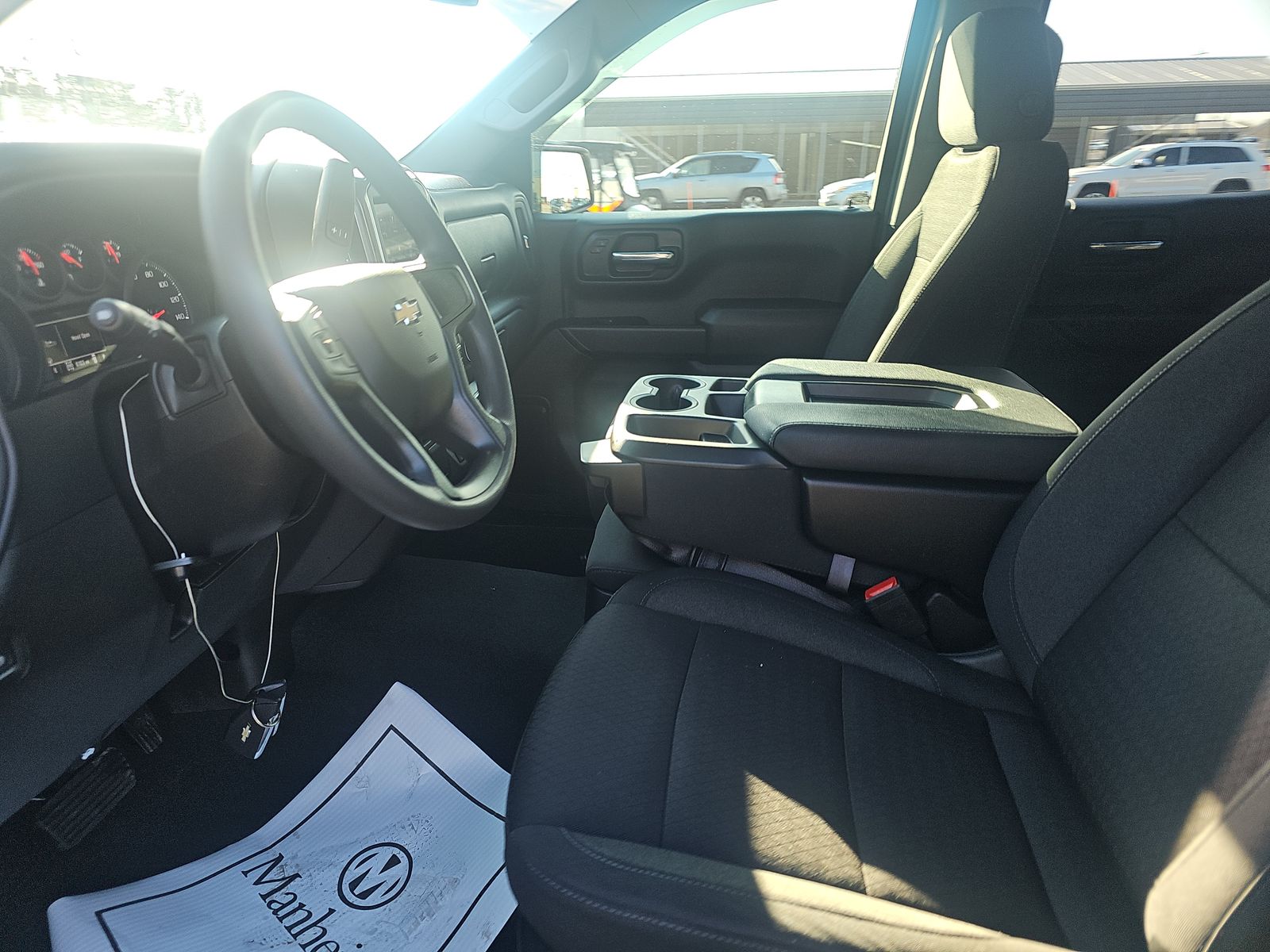 2025 Chevrolet Silverado 1500 Custom AWD