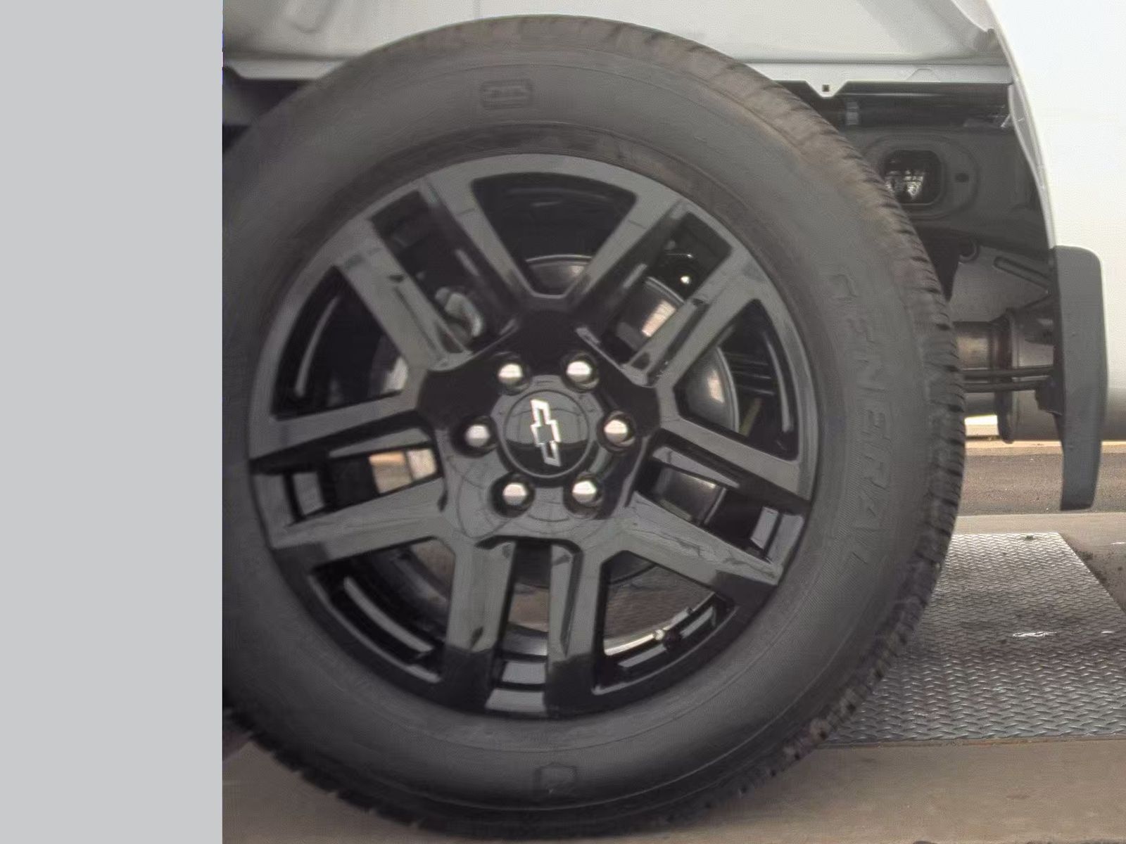 2025 Chevrolet Silverado 1500 Custom AWD