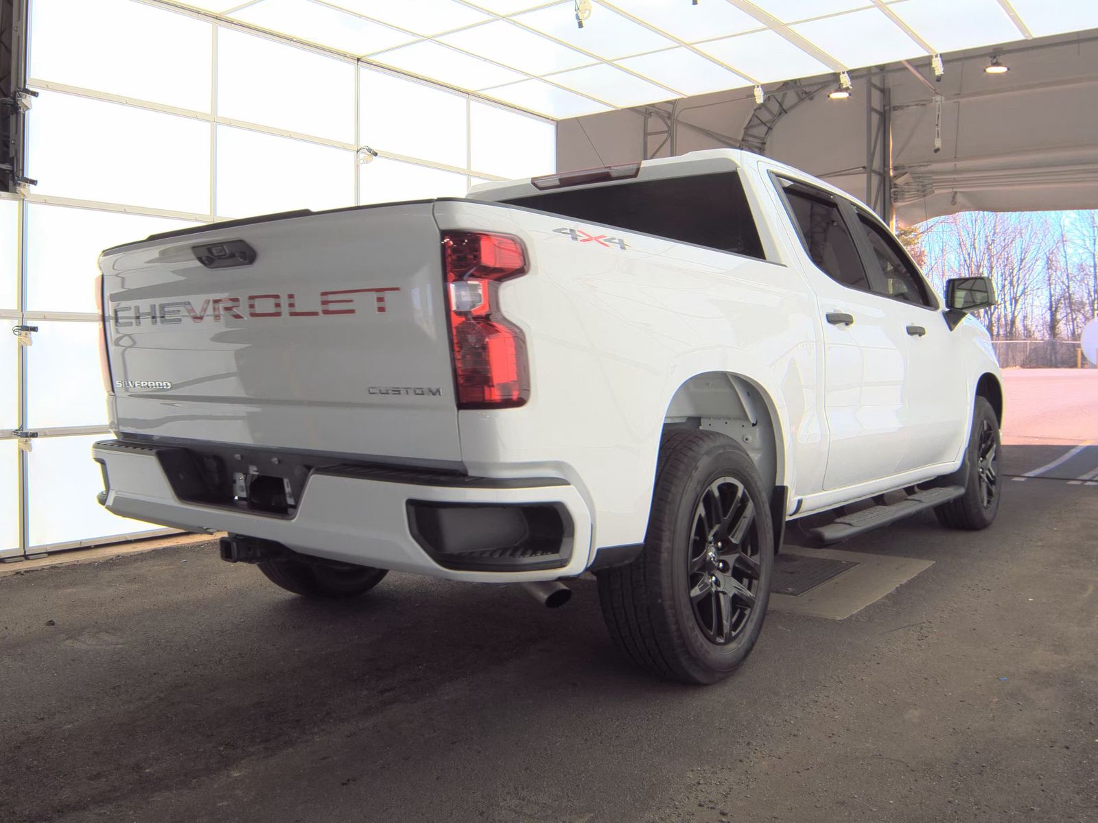 2025 Chevrolet Silverado 1500 Custom AWD