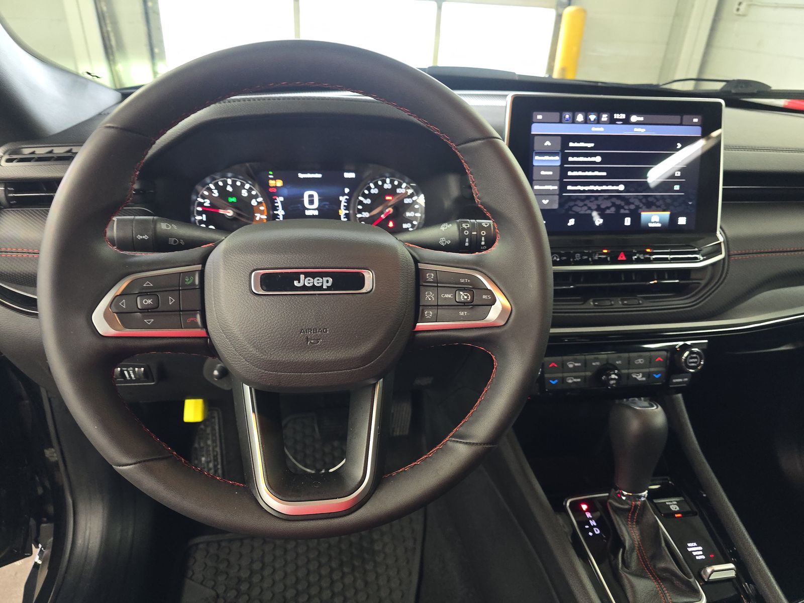 2025 Jeep Compass Trailhawk AWD
