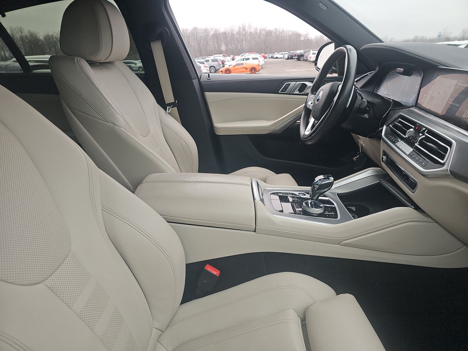 2022 BMW X6 xDrive40i AWD