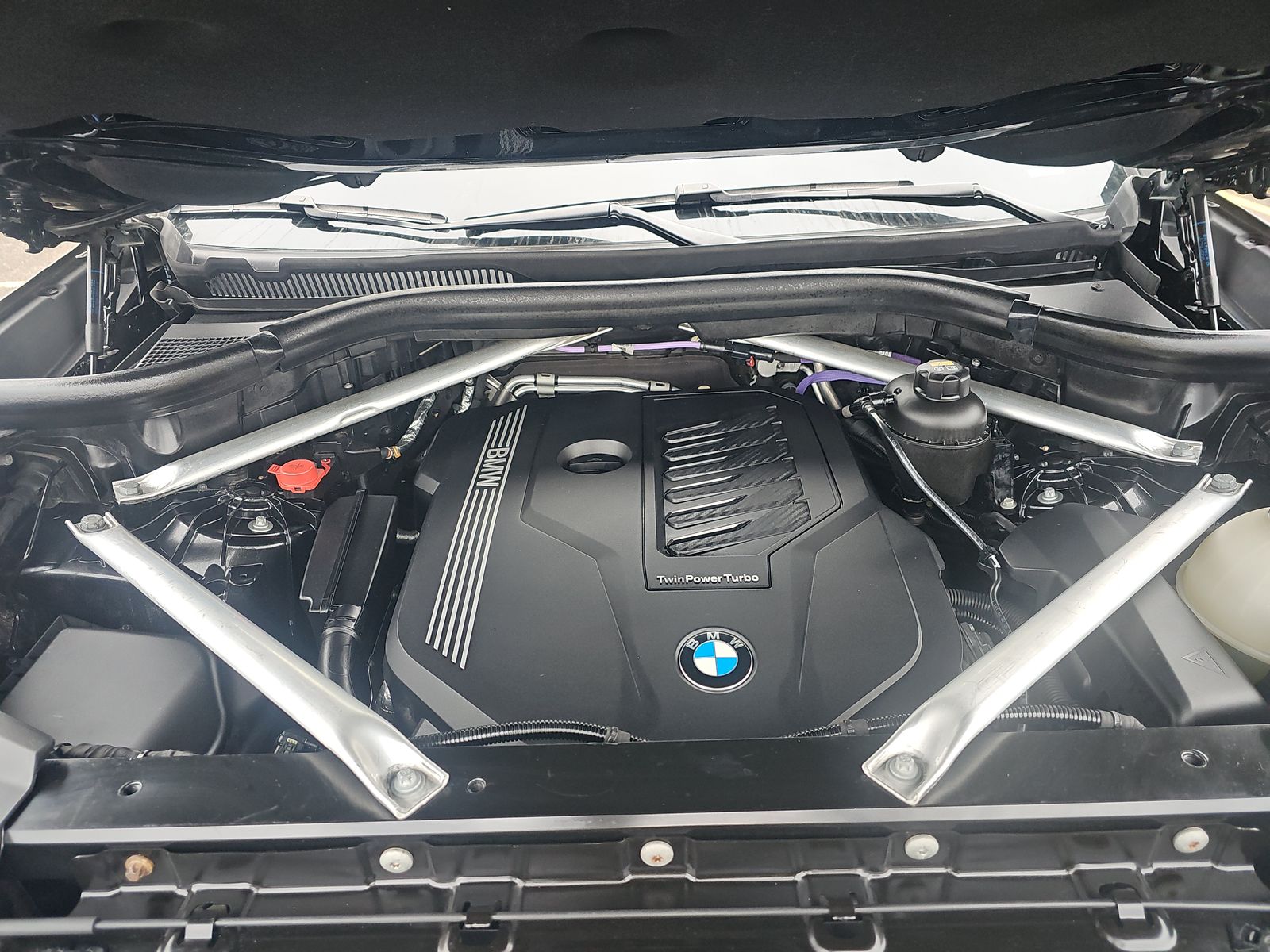 2022 BMW X6 xDrive40i AWD