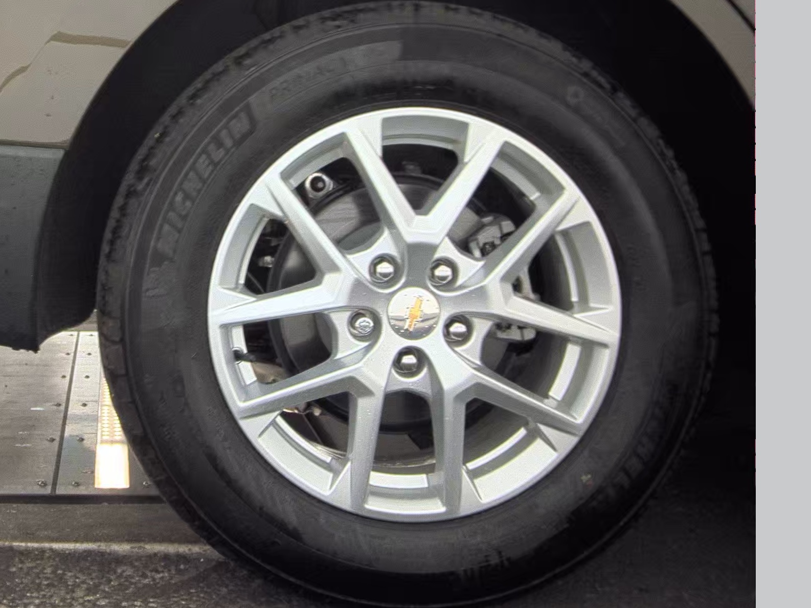 2024 Chevrolet Equinox LT FWD