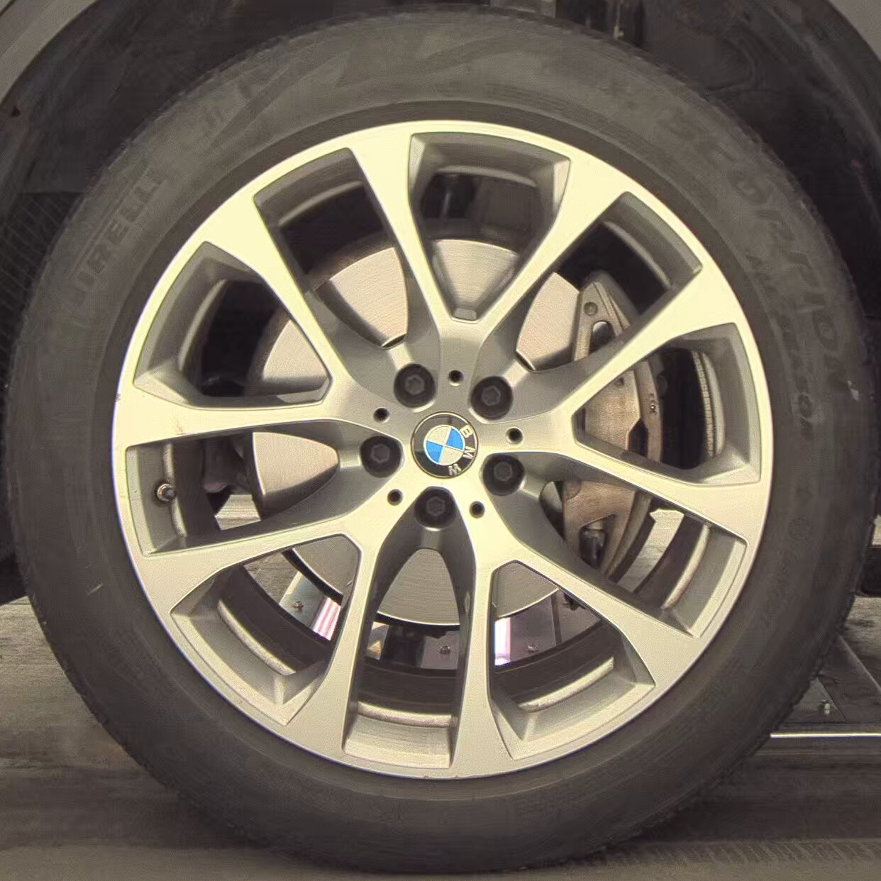 2024 BMW X5 xDrive40i AWD