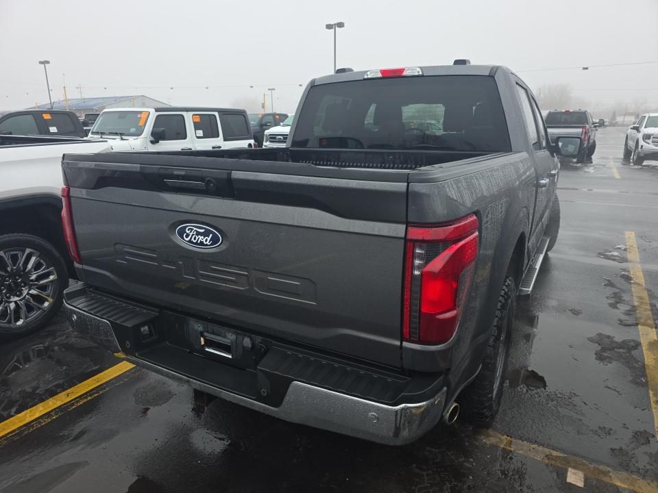 2024 Ford F-150 XLT AWD