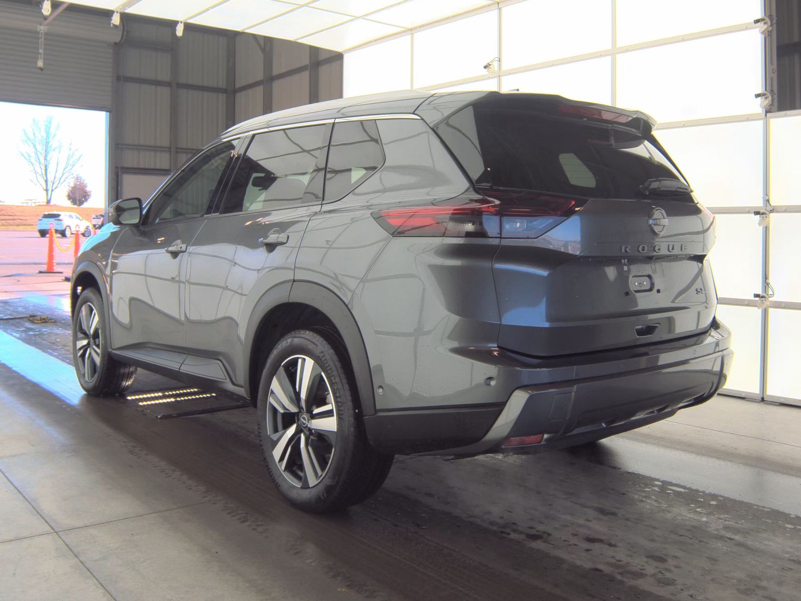 2025 Nissan Rogue SL FWD