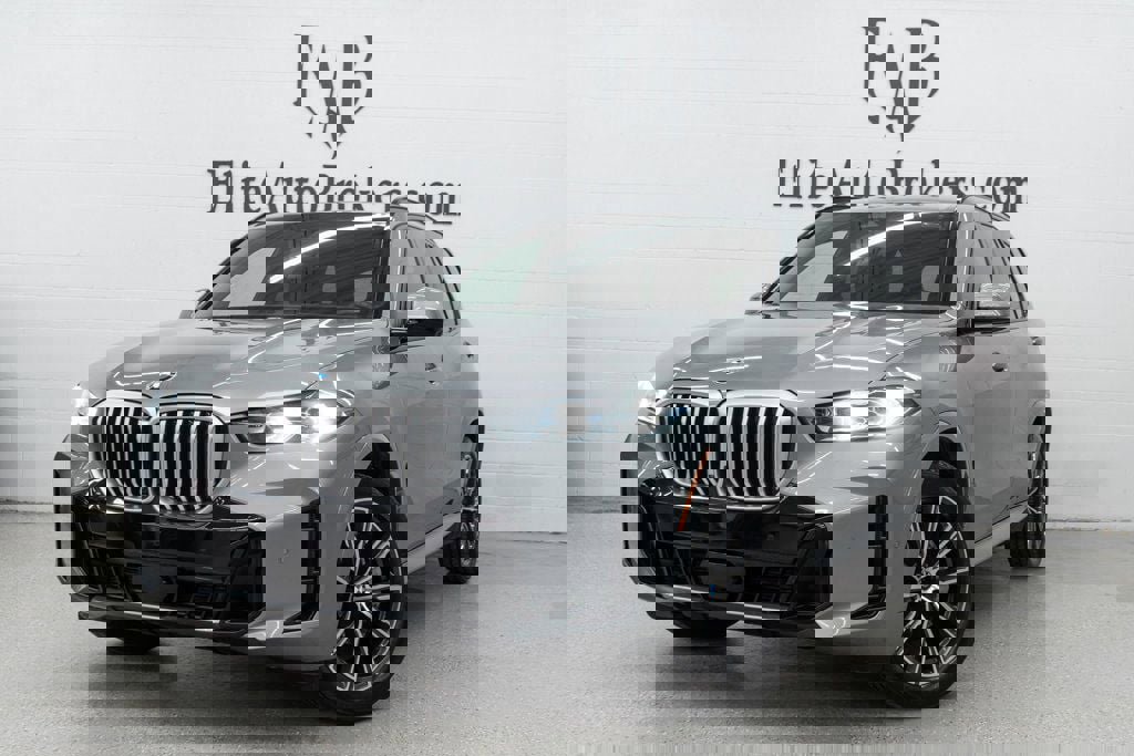 2025 BMW X5 xDrive40i M SPORT LINE