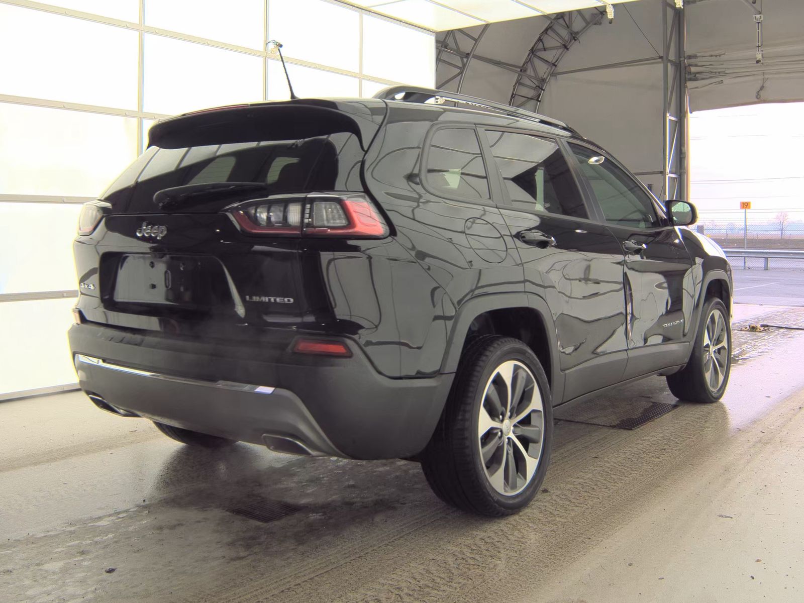 2022 Jeep Cherokee Limited AWD