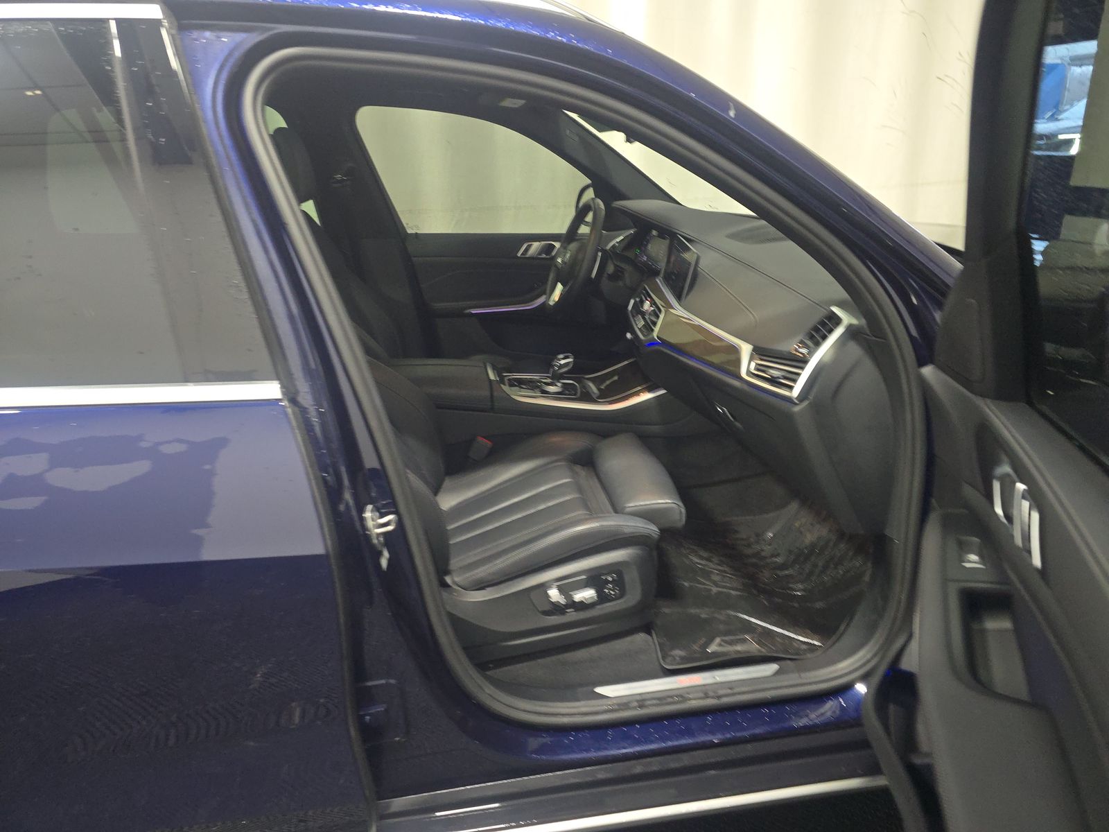 2022 BMW X5 xDrive40i AWD