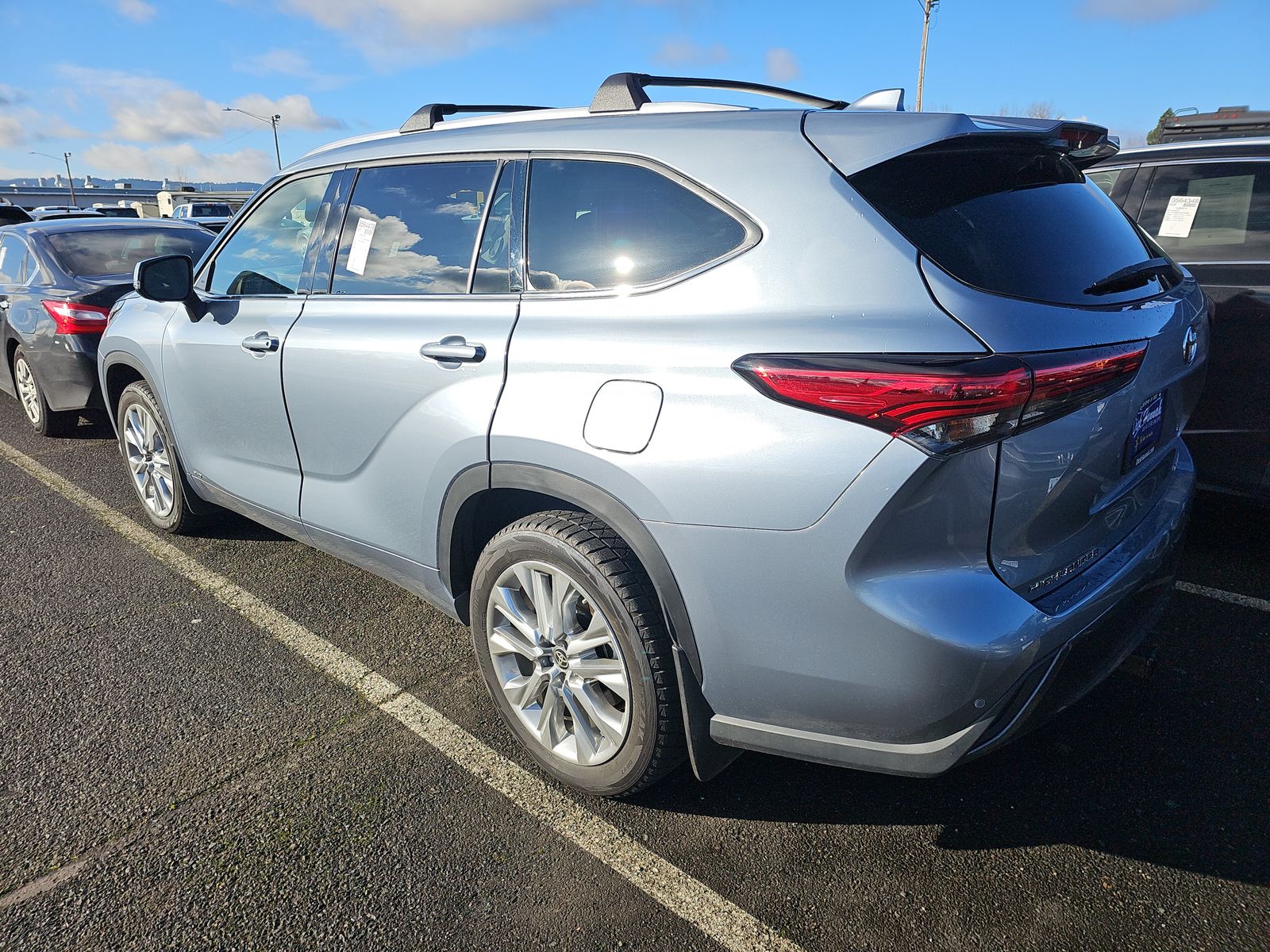 2023 Toyota Highlander Hybrid Limited AWD