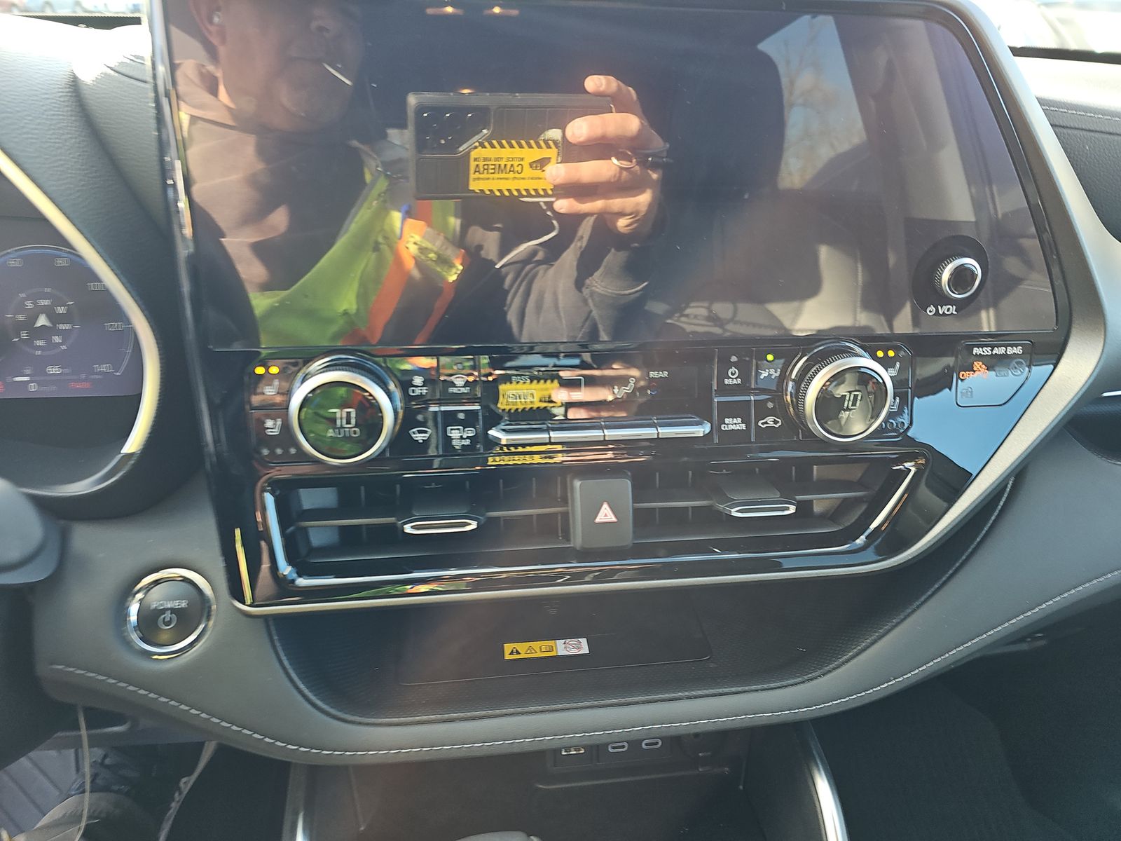 2023 Toyota Highlander Hybrid Limited AWD