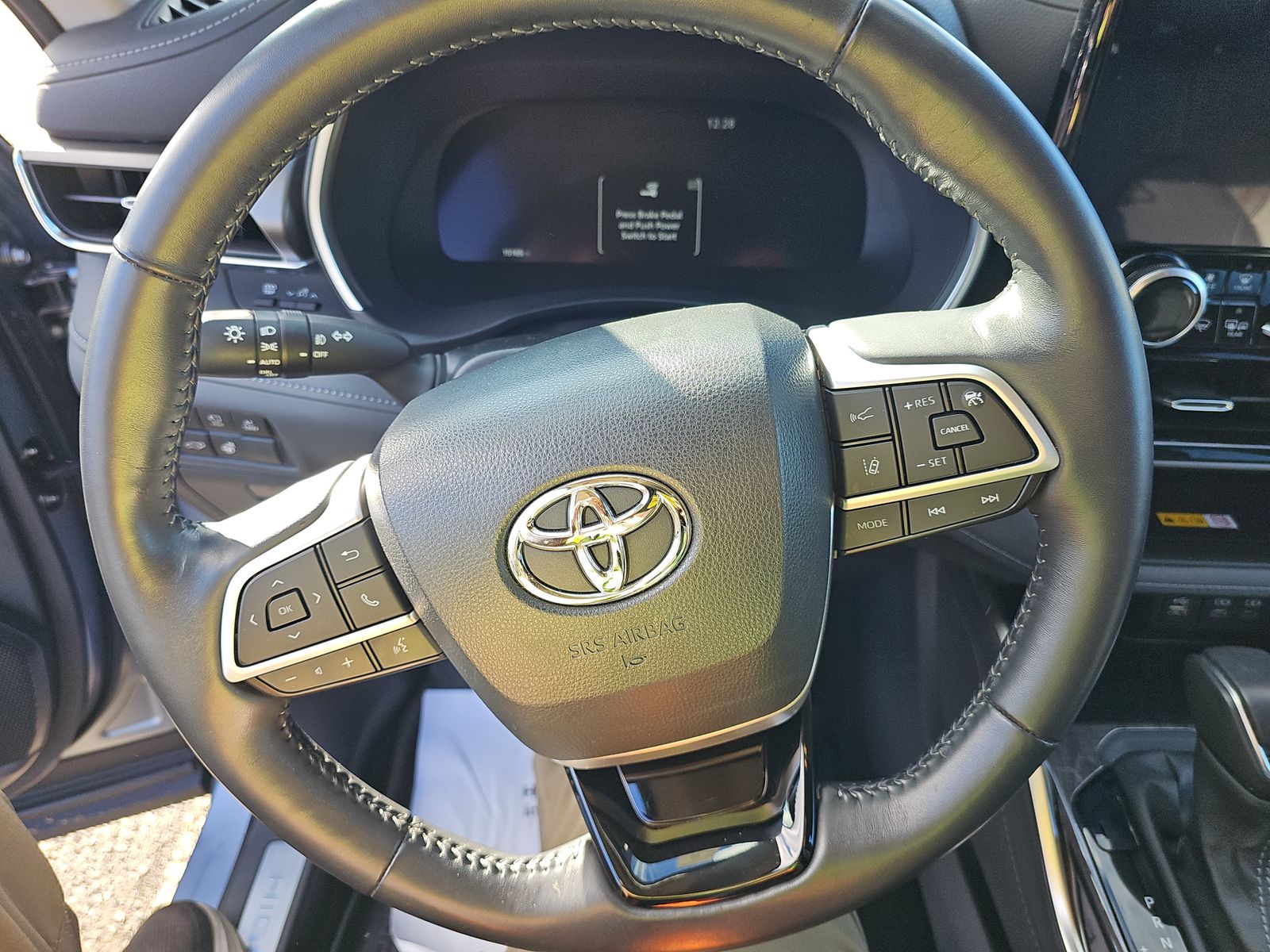 2023 Toyota Highlander Hybrid Limited AWD