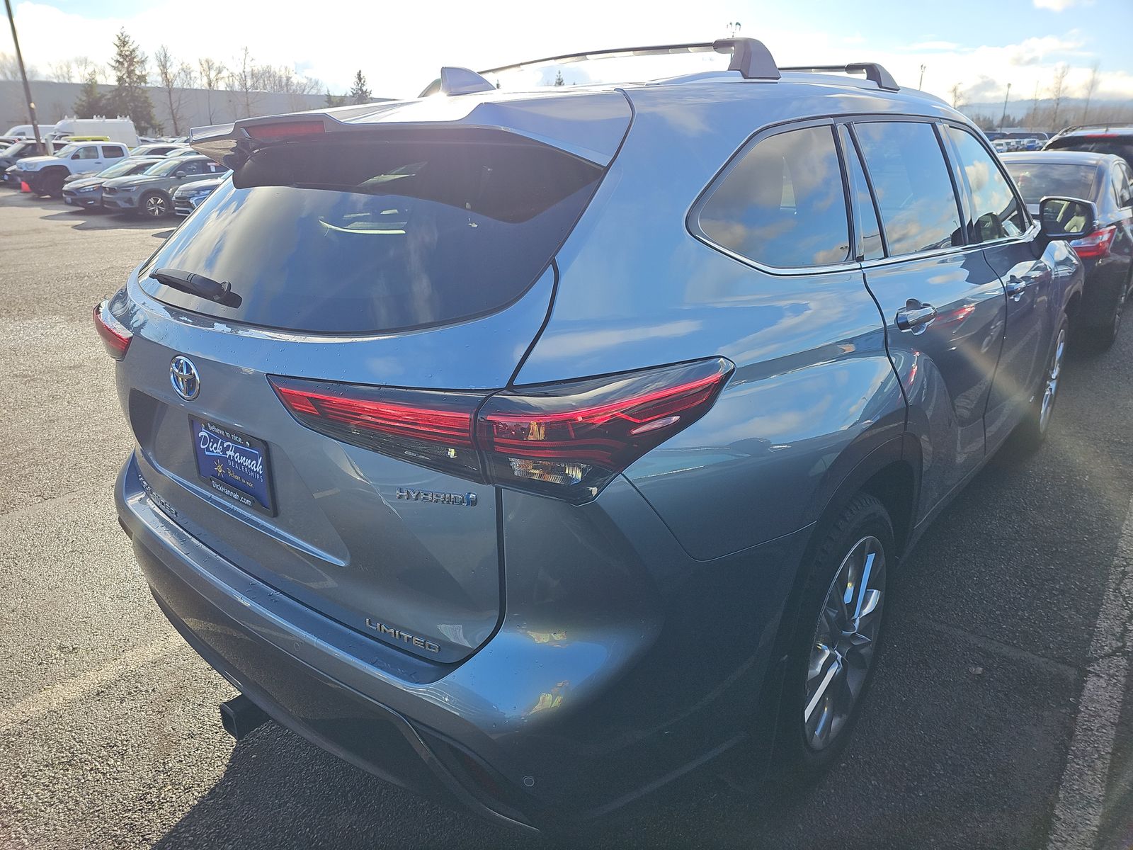 2023 Toyota Highlander Hybrid Limited AWD