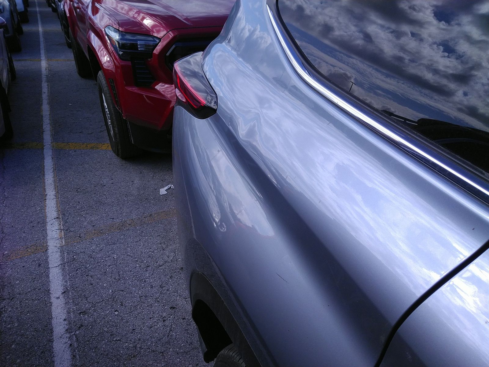 2023 Toyota Highlander XLE FWD