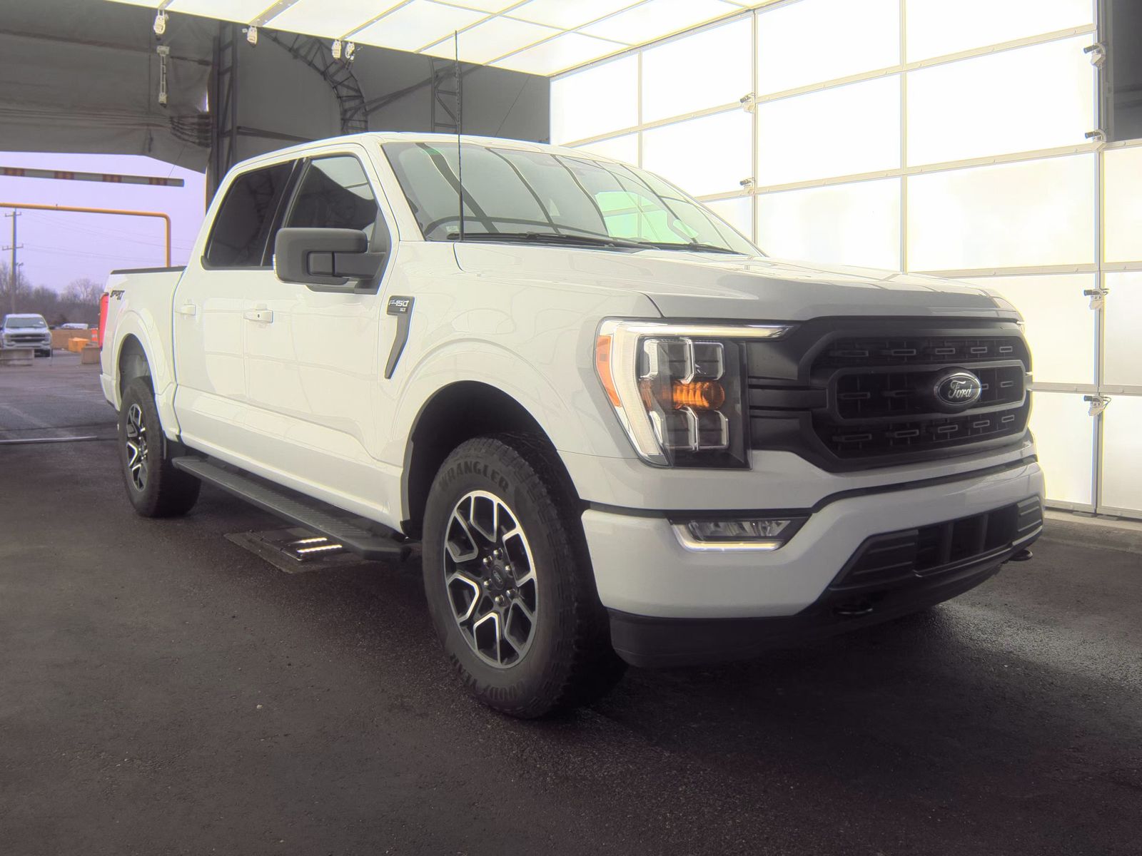 2023 Ford F-150 XLT AWD