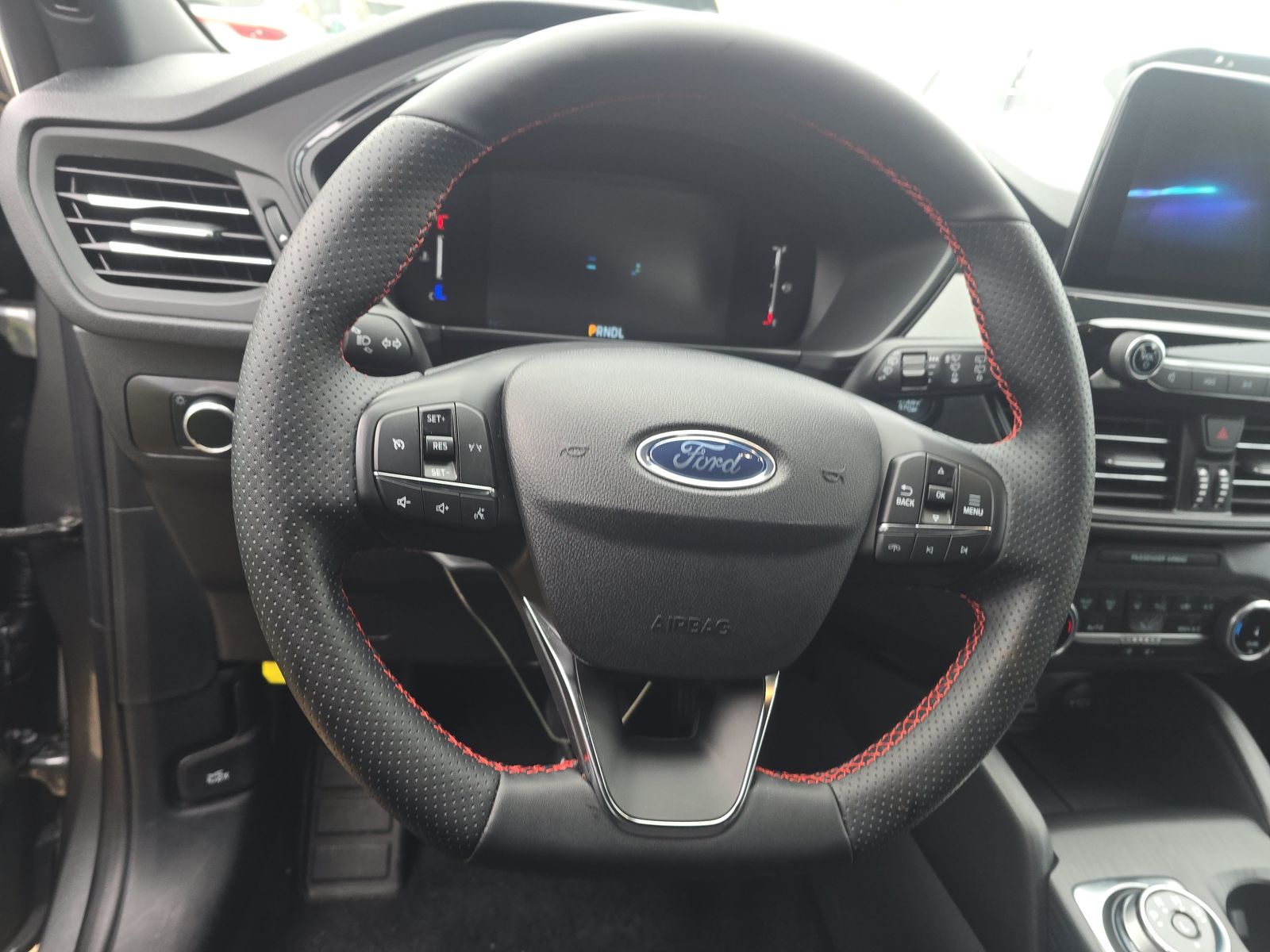 2025 Ford Escape ST-Line AWD