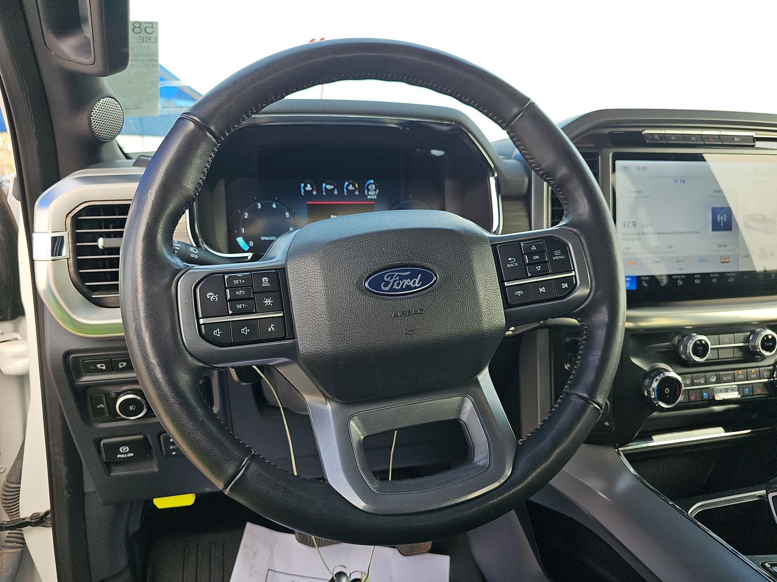 2024 Ford F-150 Lariat AWD
