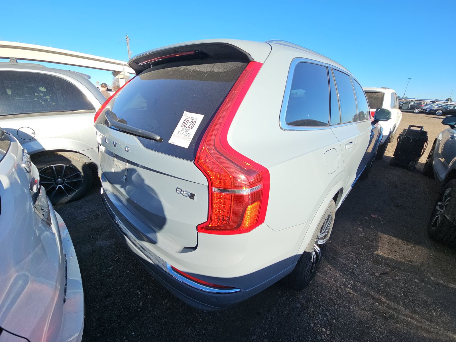 2025 Volvo XC90 B5 Core AWD