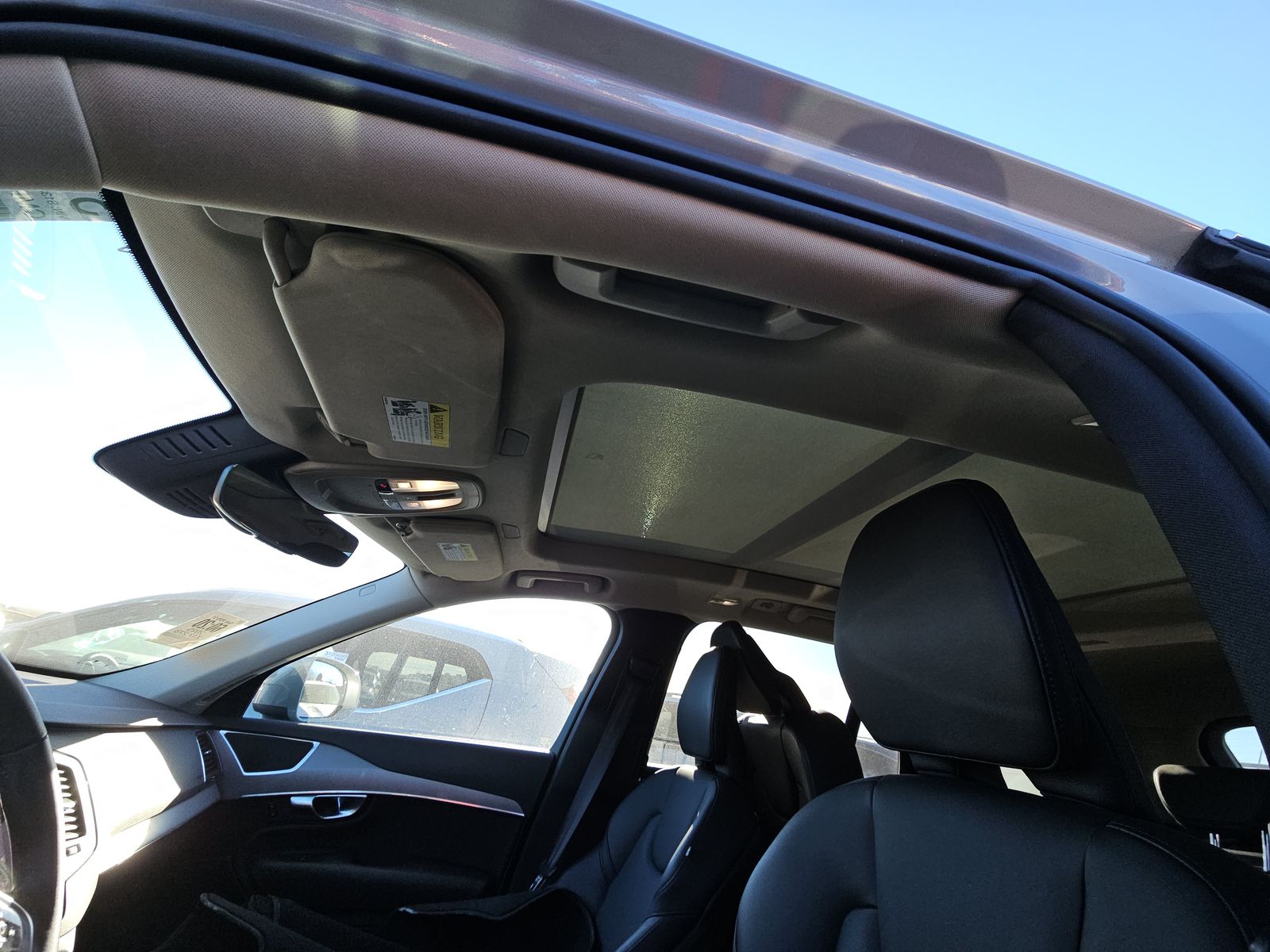 2025 Volvo XC90 B5 Core AWD