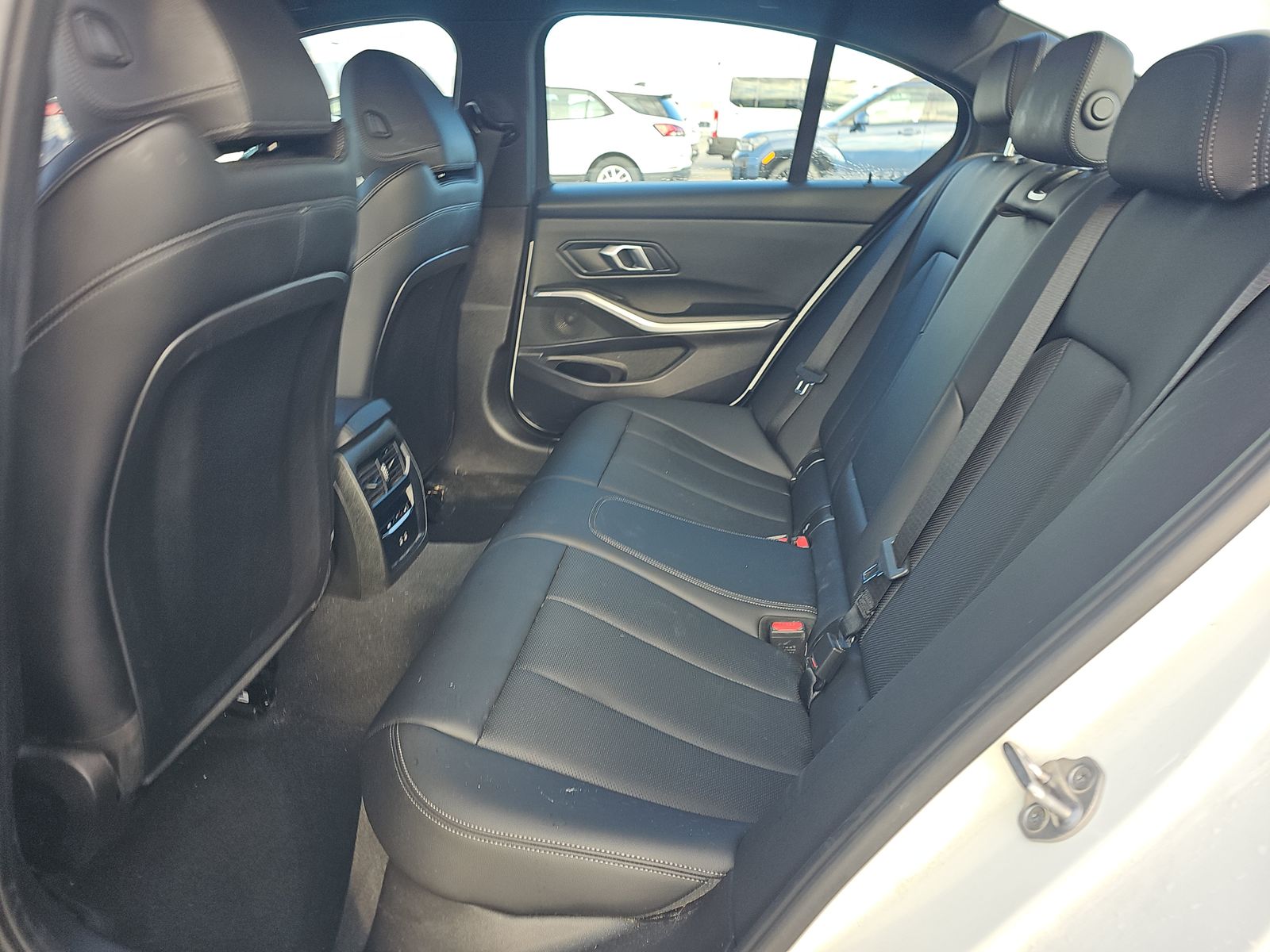 2025 BMW 3 Series 330i xDrive AWD