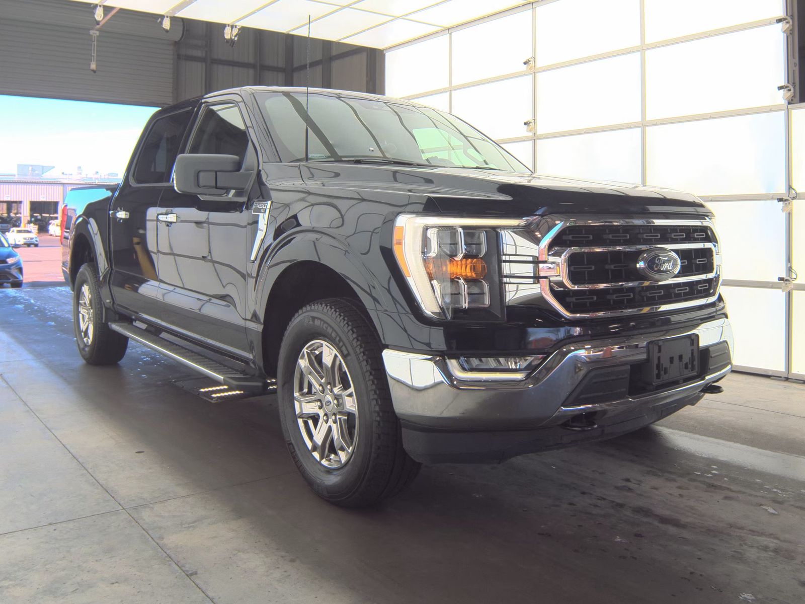 2022 Ford F-150 XLT AWD