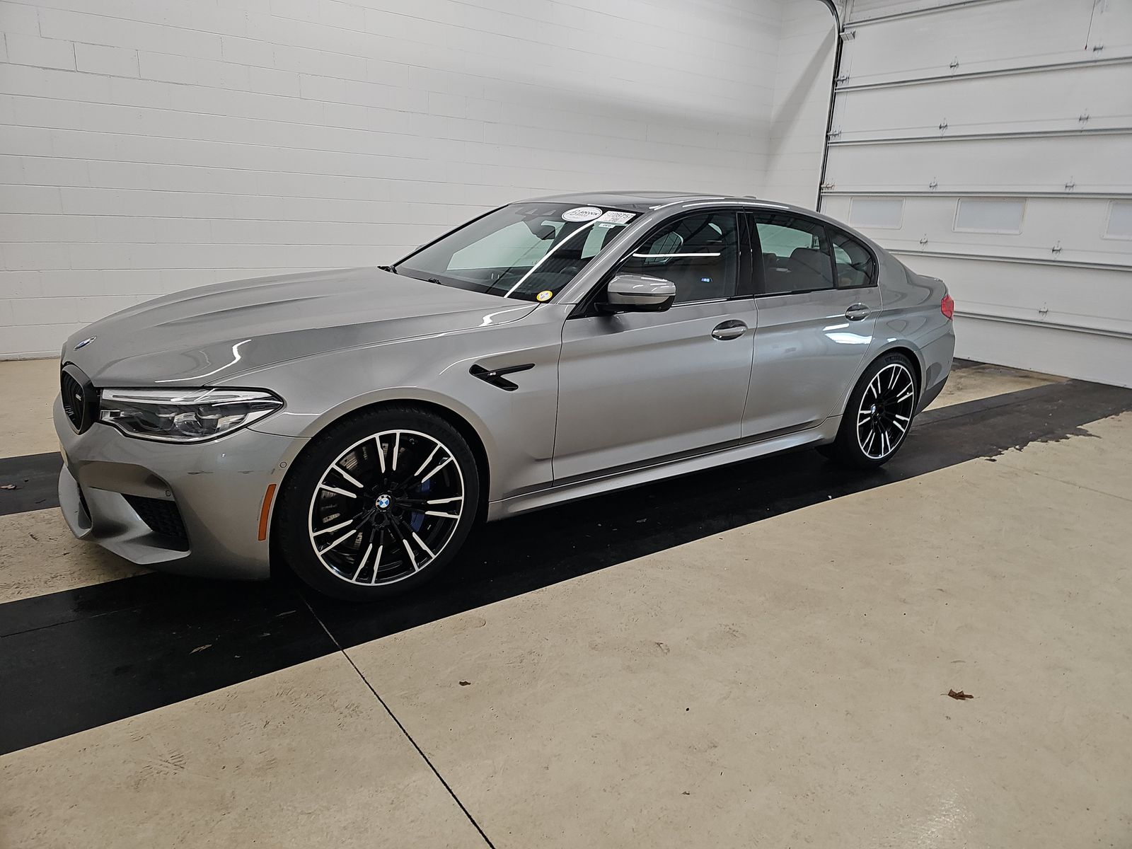 2019 BMW M5 Base's photo