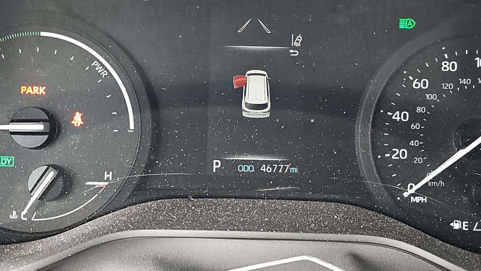 2024 Toyota Sienna LE FWD