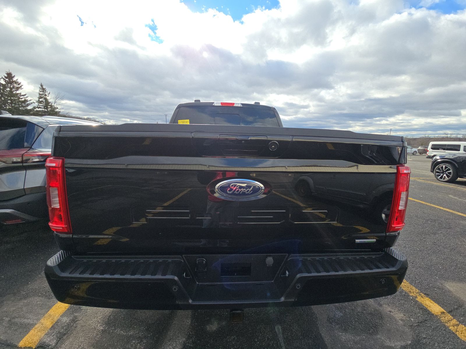 2023 Ford F-150 XLT AWD