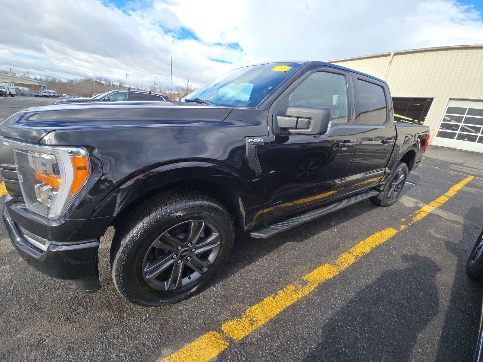 2023 Ford F-150 XLT AWD